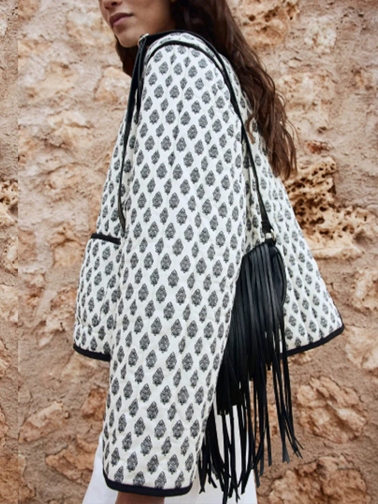 

Новая осенне-зимняя женская одежда в европейском и американском стиле, модное нишевое универсальное повседневное стеганое хлопковое пальто с круглым вырезом