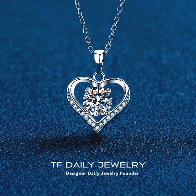 

Classic 18K White Gold Necklace for Women Valentine's Day Love Heart Moissanite Diamond 1 Carat Pendant Girlfriend Birthday Gift