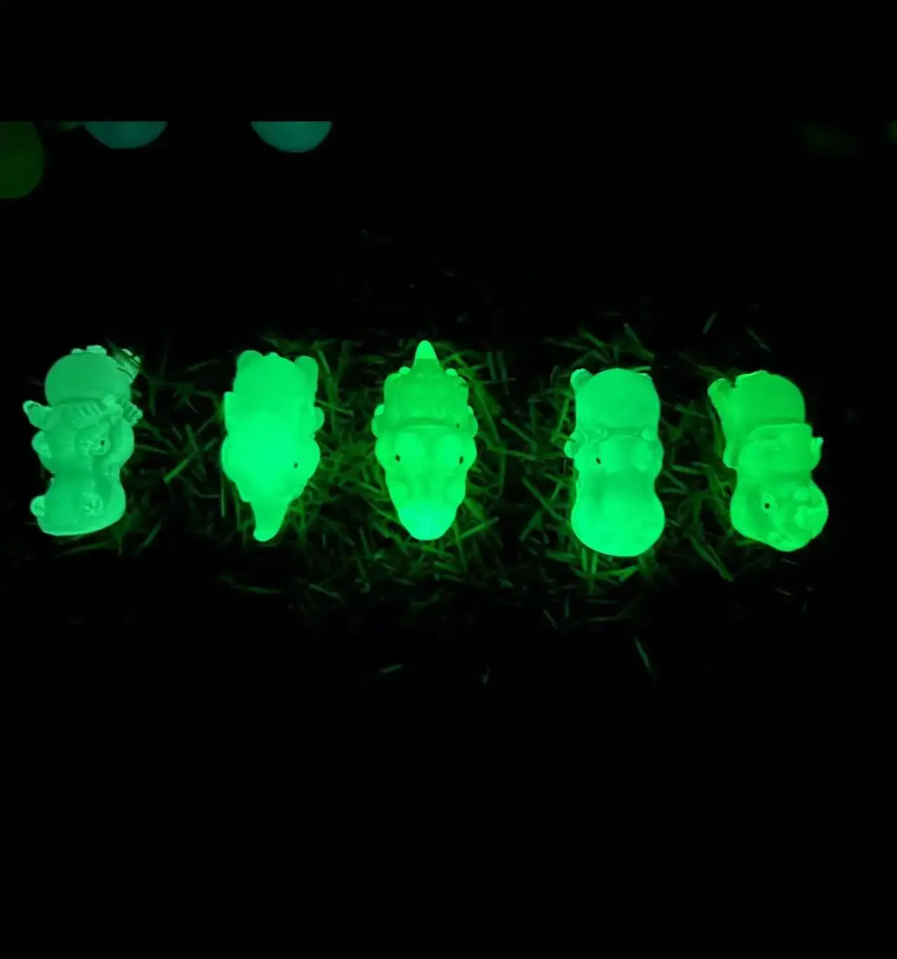 10pcs Kawaii Resin Luminous Animal Figurines for Decoration Desk Accessories Mini Figures Miniature Things Decorative Sculpture