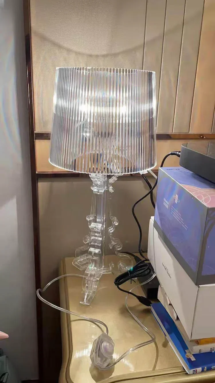 Acrylic Desk Lamp Creative Simplicity for Bedroom Study Room Personalized Decoration Baroque Ghosting Table Light Room Decor