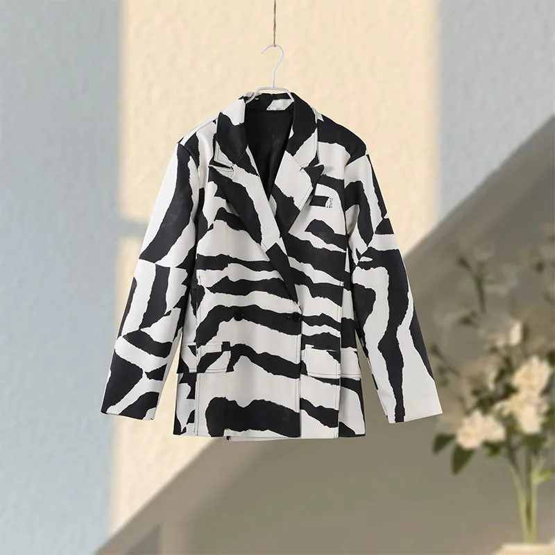 2026 Spring New Women's Turn-down Collar Long Sleeve Pockets Blazer Lady Casual Outwear Oversized Fashion Zebra Print Coats