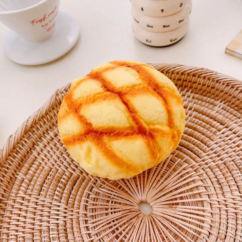 Ins Pane Pane Giocattolo a rimbalzo lento Ciambelle Torta Spremere Giocattolo da dessert Creativo Grande soffio Giocattolo a rimbalzo lento Regalo per bambini