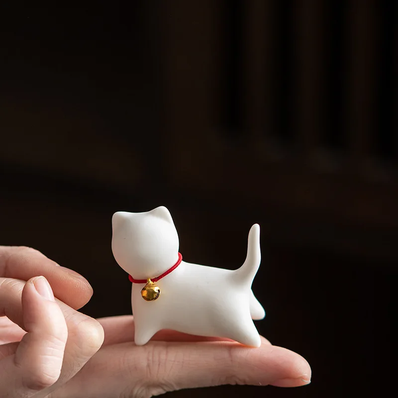 Creativity Handmade Ceramics Tea Pet Ornaments Cute Small Cat Statue White Porcelain Tea Figurine Crafts Boutique Tea Decoration
