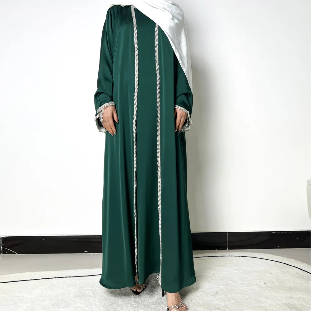 New Fashionable Loose Bright Satin 2025 Diamond Strip External Long Connecting Skirt Long Robe Ethnic Clothing Set 4632