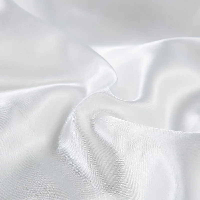 New Summer Smooth Satin Duvet Cover with Pillowcases Imitated Silk Fabric Comfy Shiny Couple Bed Quilt Cover Double Bed Sheet