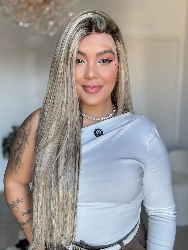 سهلة الصيانة أومبير الرماد شقراء HD غير مرئية الدانتيل الجبهة شعر مستعار اصطناعي مع جذور داكنة للنساء شعر مستعار طويل طبيعي مستقيم