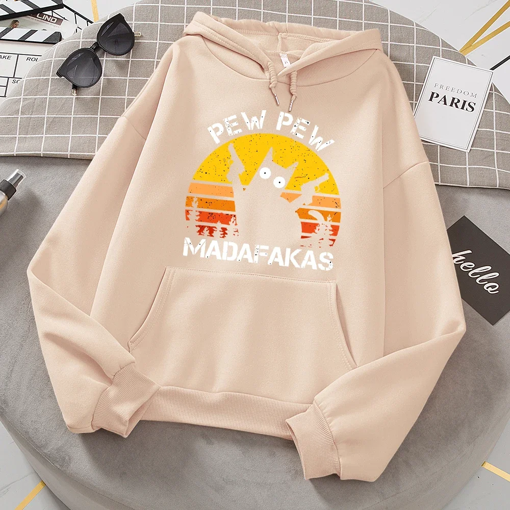 Women Casual Fashion All Match Hoody Fleece Warm New Pullovers Harajuku Trend Hooded Pew Pew Madafakas Cat With Two Guns Hoodies