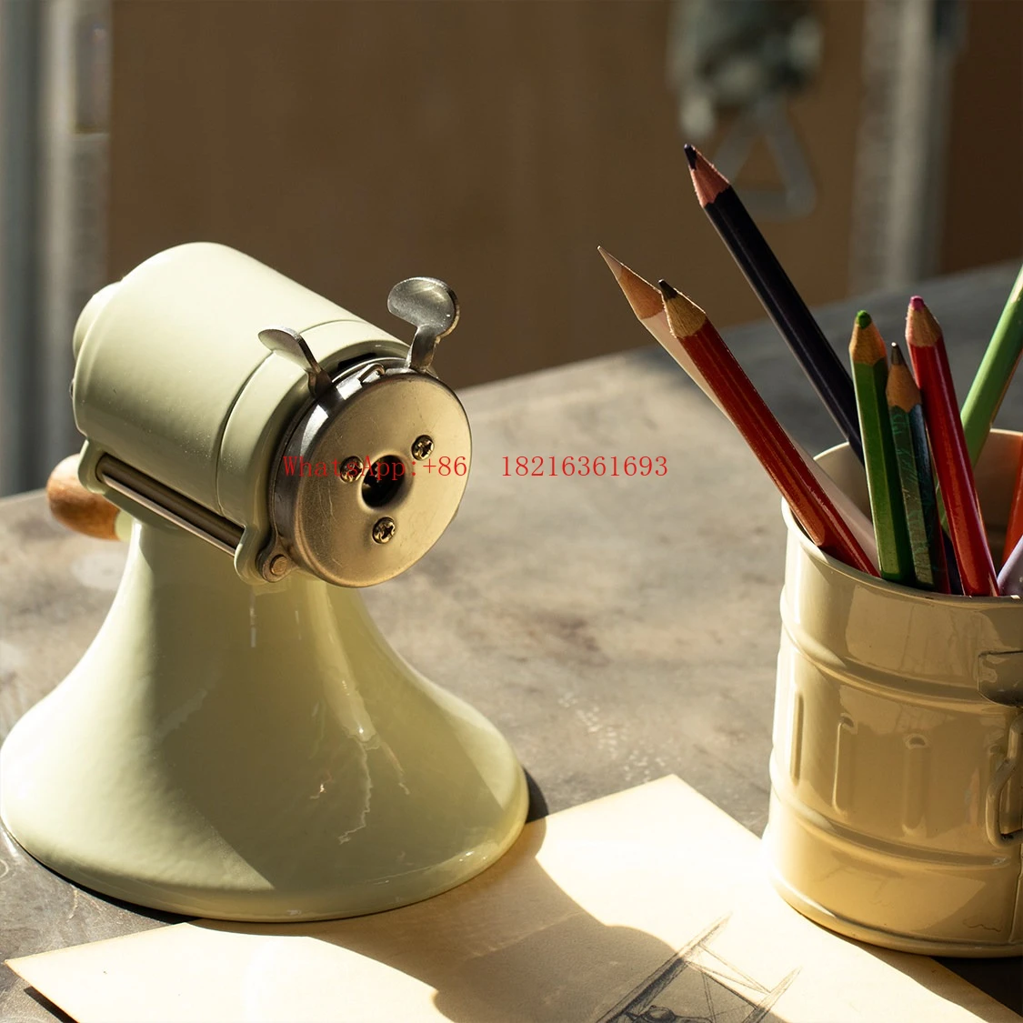 American Retro Simple All-metal Pencil Sharpener, Hand-cranked Pencil Reel