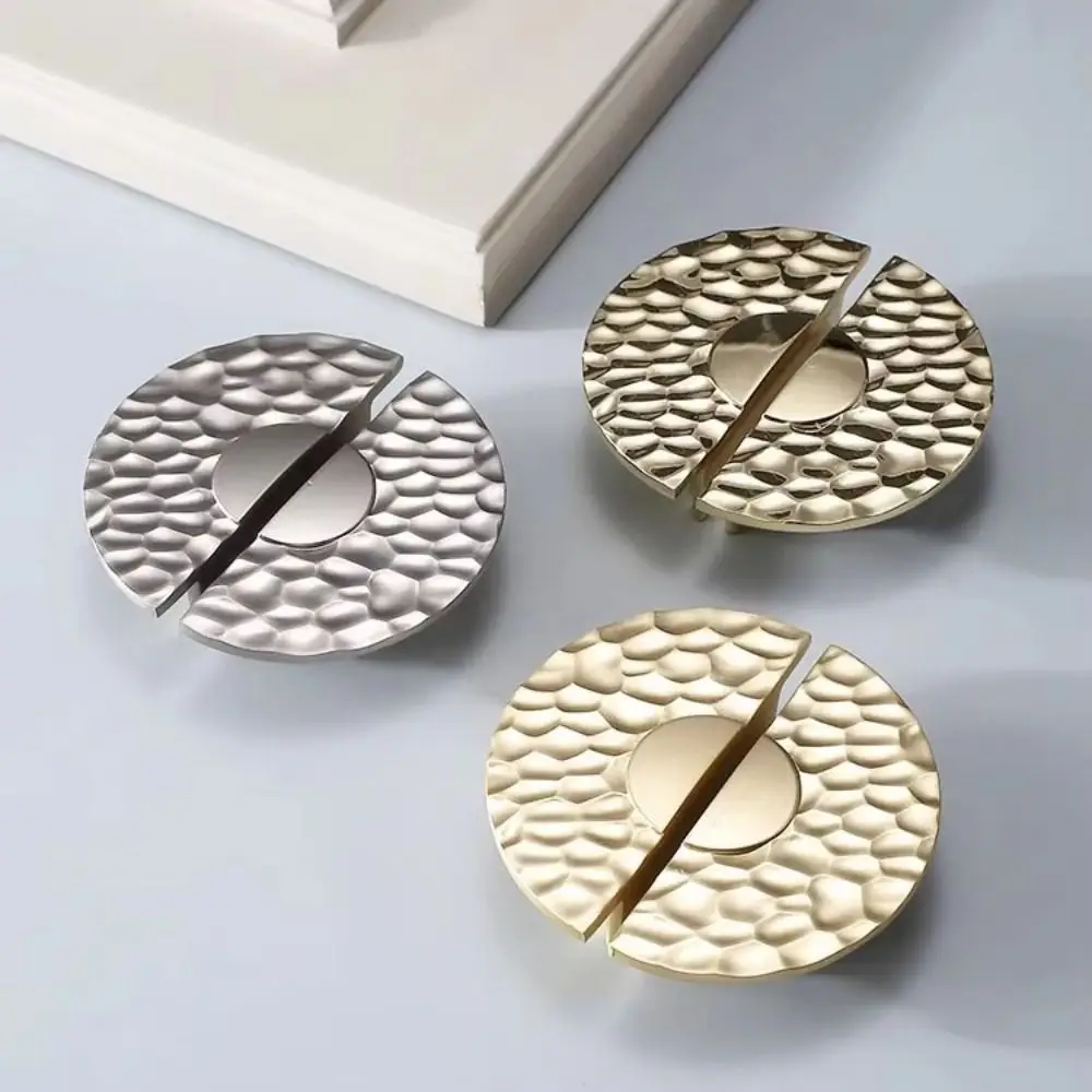 

Retro Push-pull Door Handle Golden Hammer Pattern Comfortable Grip Zinc Alloy Furniture Door Knob Unique Line Design