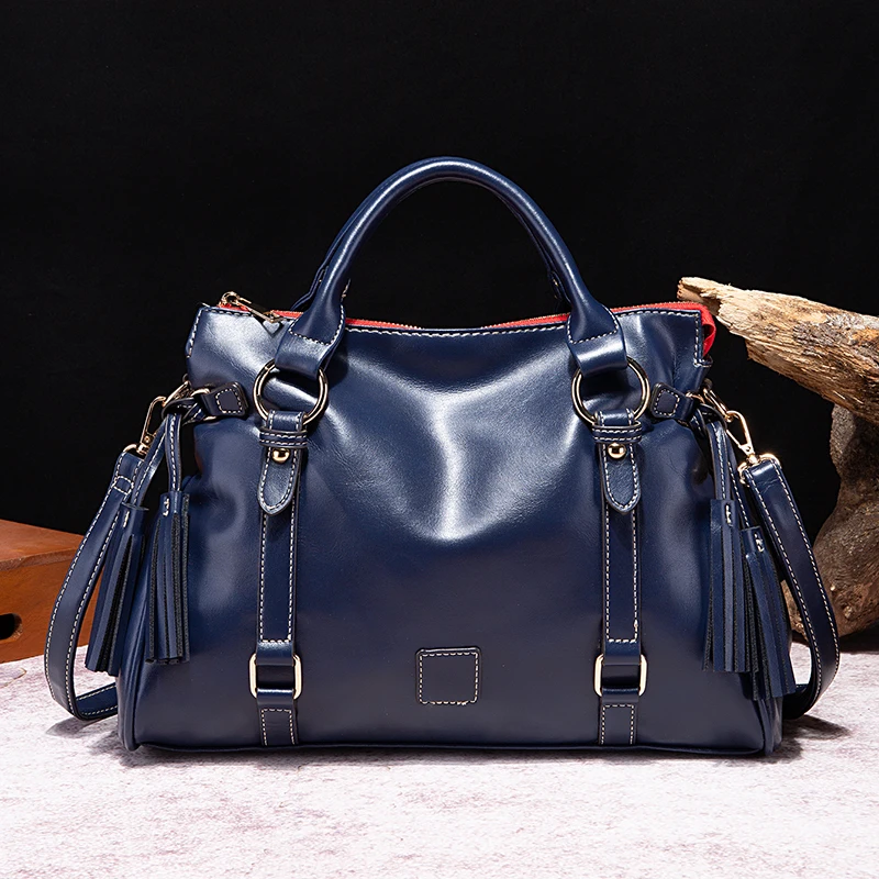 

Классическая сумка из мягкой кожи с бахромой, женская глянцевая сумка.