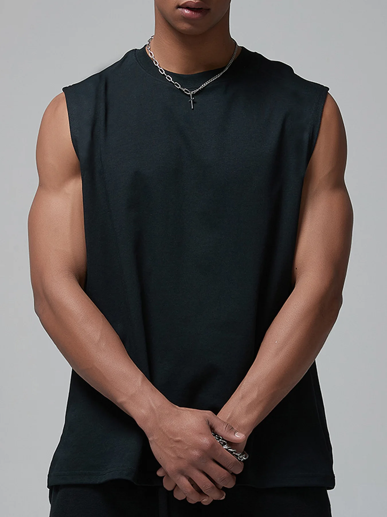 

Breathable and sweat absorbing casual fitness men's sleeveless sports vest
