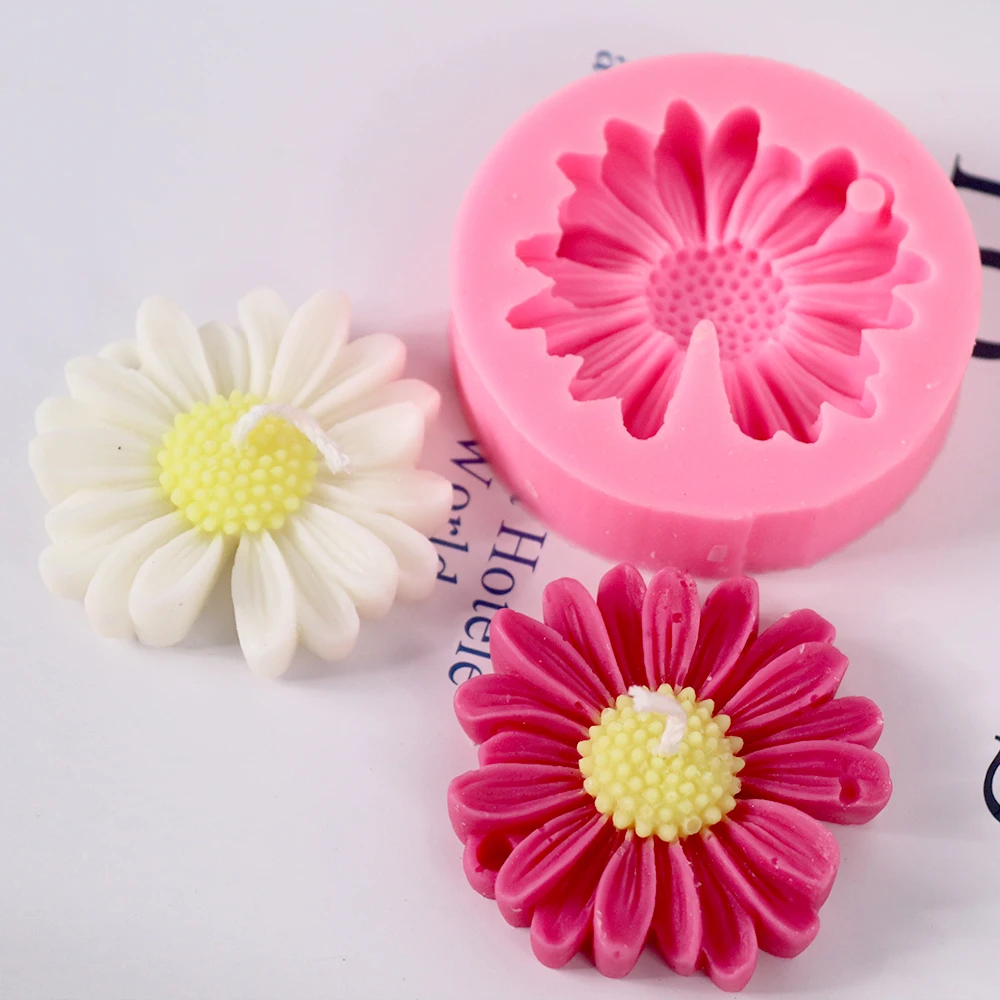 Daisy Candle Silicone Mold DIY Aromatherapy Plaster Pendant Making Craft Mould Handmade Soap Candle Making UV Epoxy Resin Molds