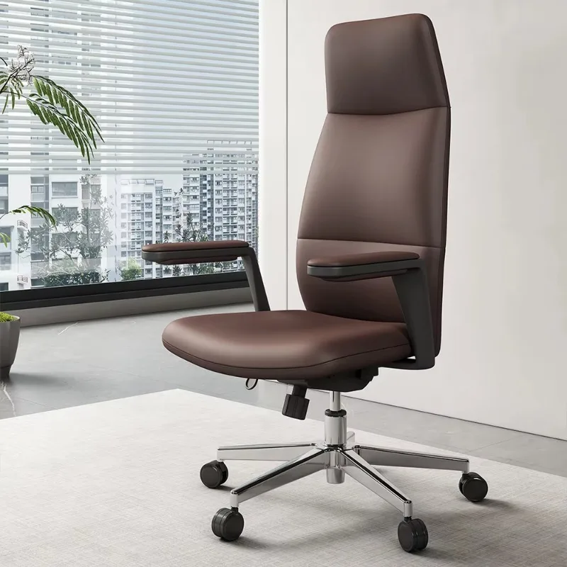 كرسي بذراعين من الجلد الصناعي باللون البني الفاخر، كرسي مريح بتصميم معاصر من الجلد للمكتب أو غرفة المعيشة #1