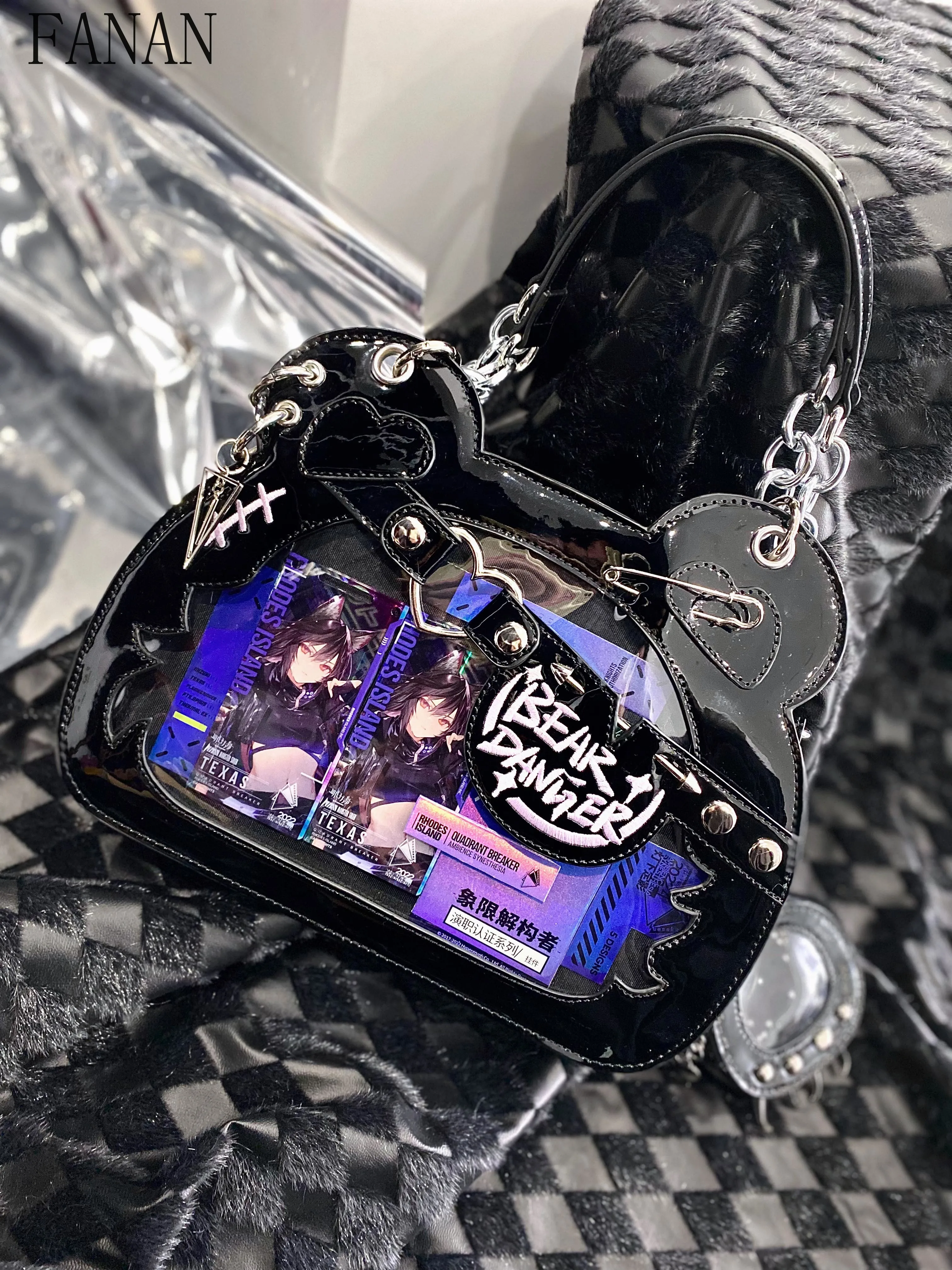 

Fashion Japanese Style 2025 New Fashion Handheld Lacquer Leather Bags for Women Sweet and Cute Ladies Shoulder Bag