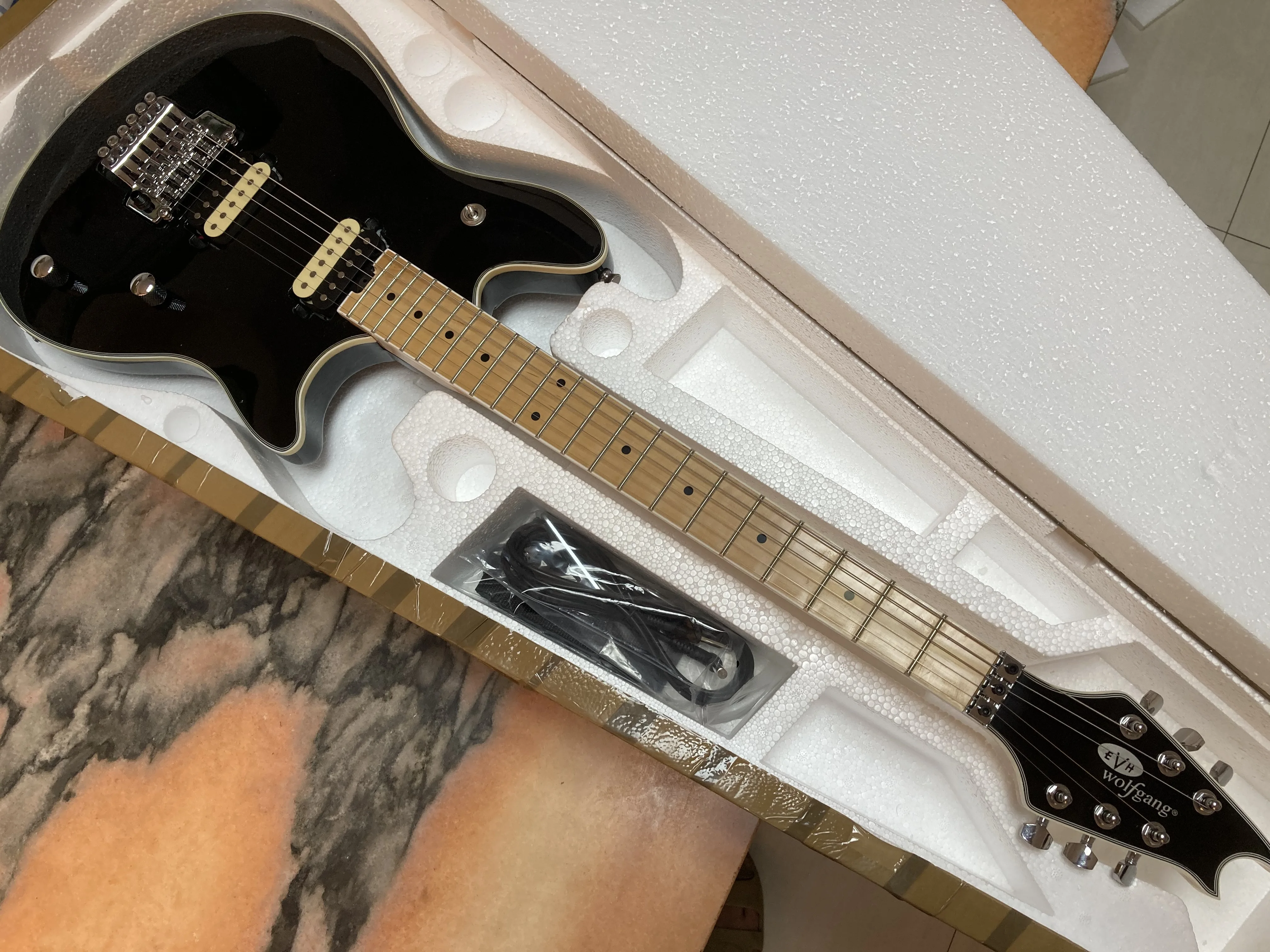 Tienda personalizada de guitarra eléctrica A-N de 6 cuerdas