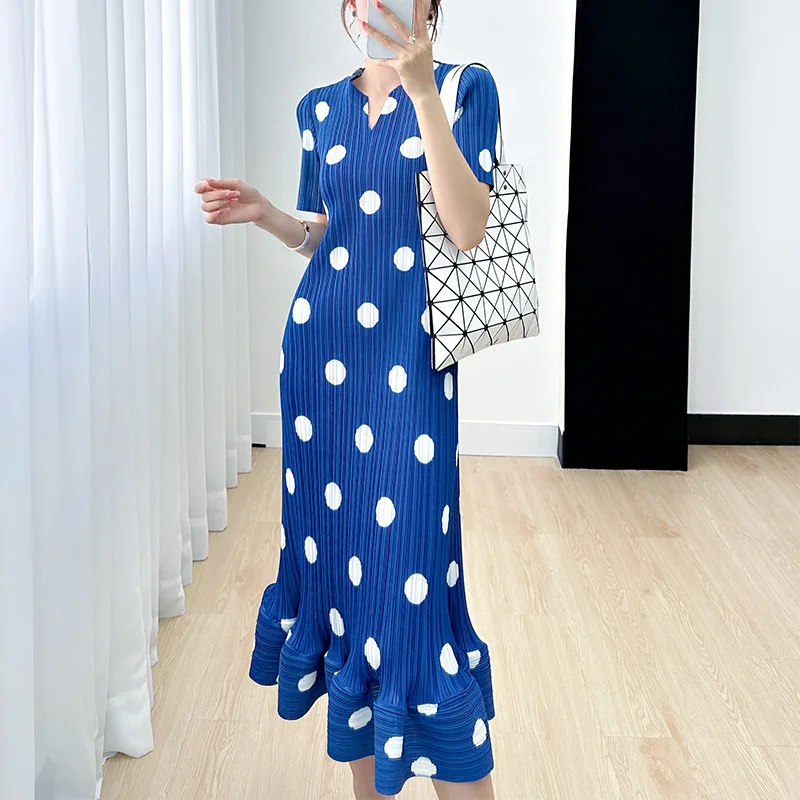 

Miyake Pleated Dress Women 2023 Summer Temperamental Mineral Comfortable Polka Dot Ruffled Hem Short Sleeve Slim Elegant Dresses