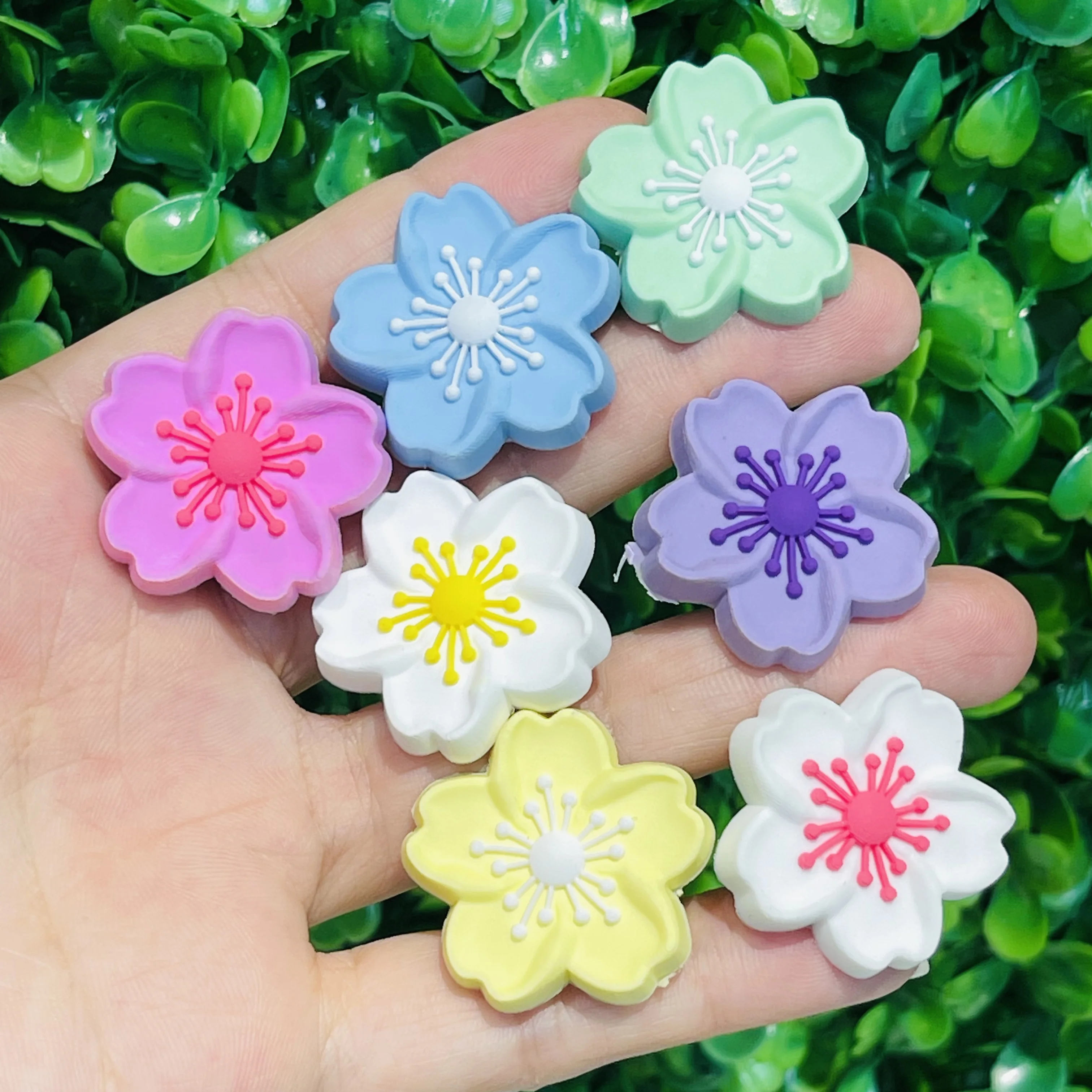 1/13Pcs Beautiful Flowers Kids Shoe Charm Colorful Plum Blossom Sandals Decorations DIY Bracelet Party Gifts
