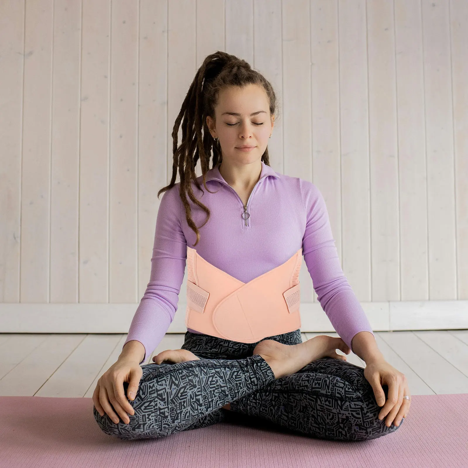 

Postpartum Belly Binder Breathable Waist Belt Adjustable Support Wrap for Natural C-Section Recovery Back Pain Relief Postnatal