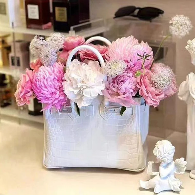 

Modern Handbag Vases Design Flower Vase Luxury Flowerpot Aesthetic Vases Elegant Room Ornaments Home Decoration Accessories