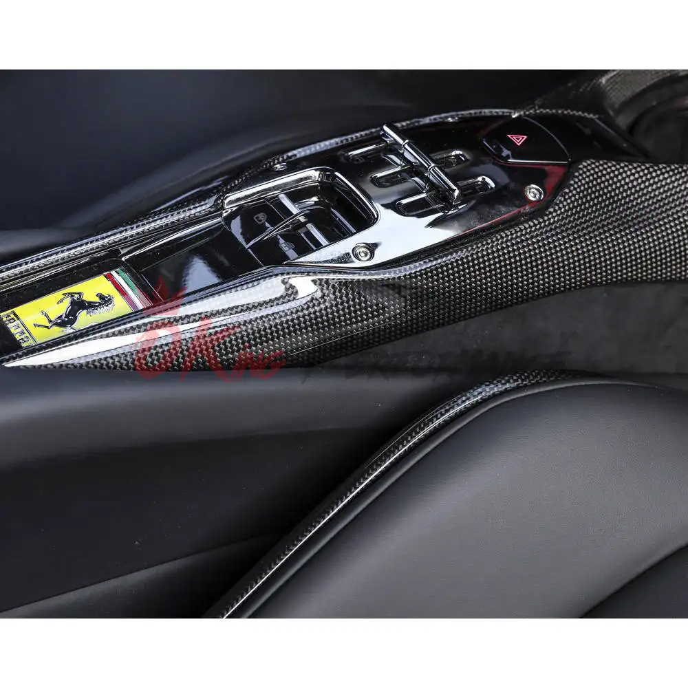 Verbessern Sie die Mittelkonsole für Kohlefaser-Innenraum-Kits für Ferrari 296