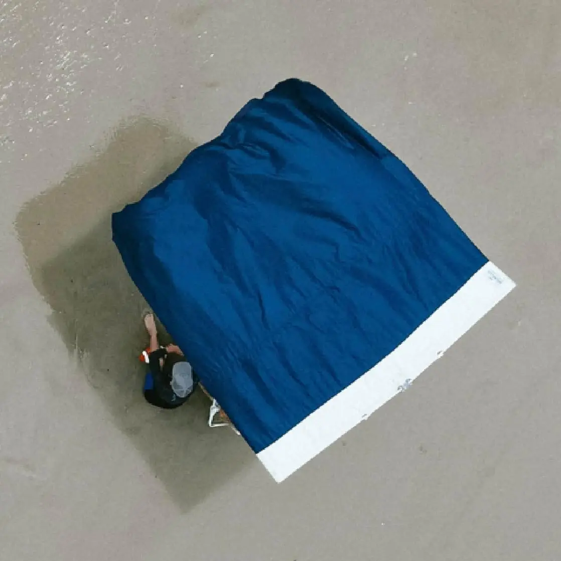 Wind Driven Beach Shade Canopy Lightweight Portable Outdoor Sun Shelter UPF 50 Plus Protection Canopy With No Wind Kit For Beach Camping Lawn Backyard Blue