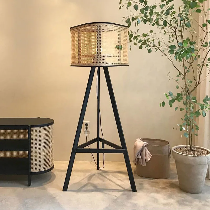 Nordic rattan living room floor lamp B & B hotel inn apartment rattan furniture bedside lamp shelf rattan art decorative frame