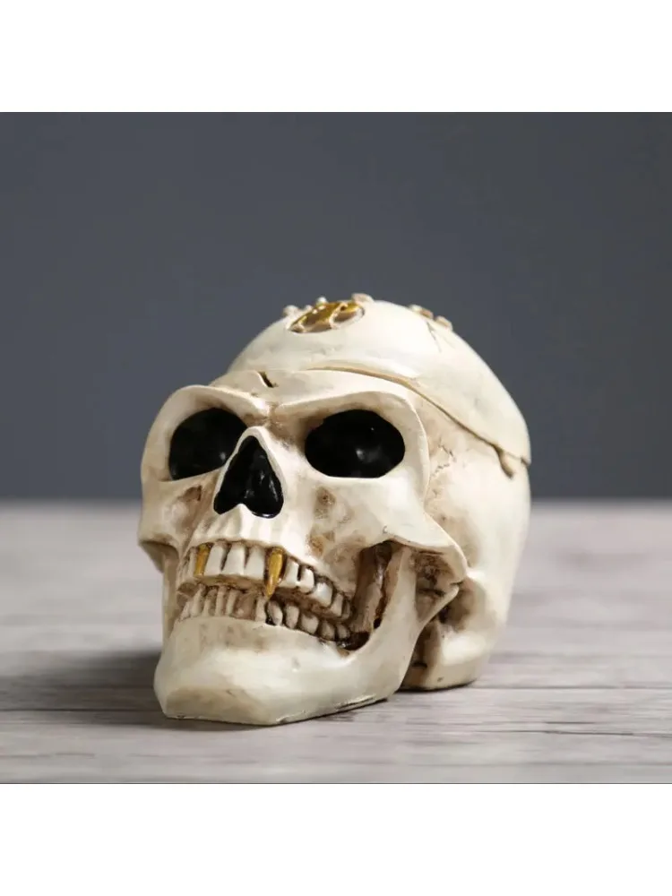 Cendrier à cigarettes en forme de crâne, décoration créative d'horreur d'halloween, cendrier en résine pour fumer, décoration de maison, cadeaux, objets décoratifs, Statue