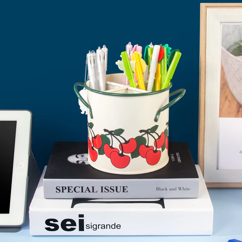 

Retro Iron Pen Holder Large Capacity Stationery Storage Student Desktop Storage Box Makeup Brush Bucket Pen Box