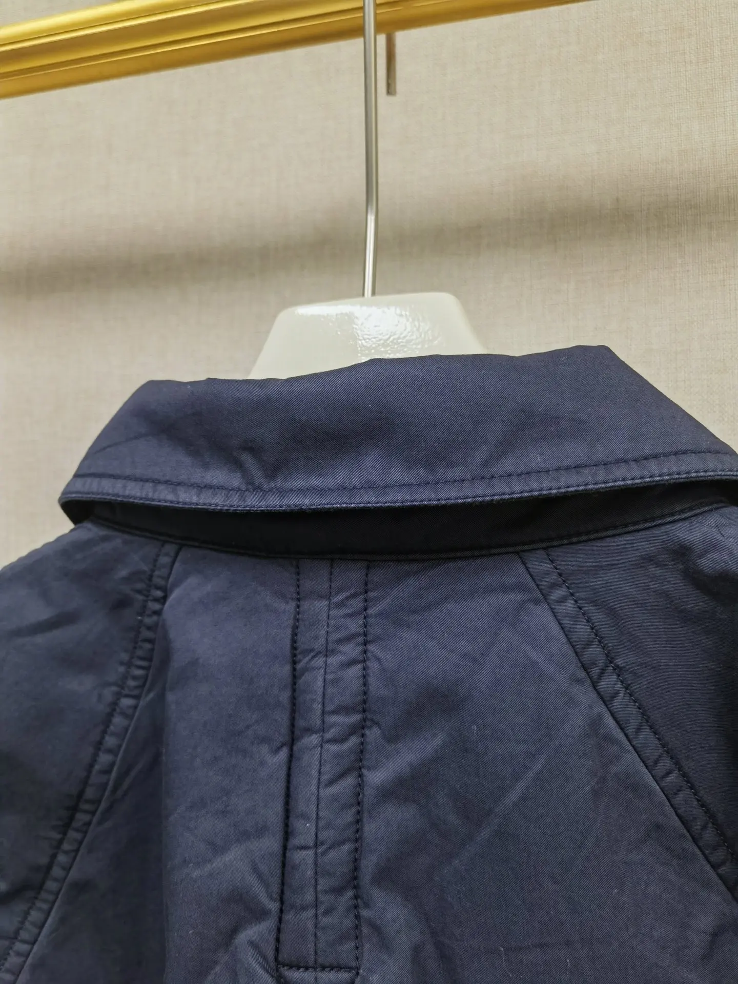 Casaco de parka monocromático feminino, manga comprida, gola virada para baixo, jaqueta de peito único para senhoras, tops novos, 2024