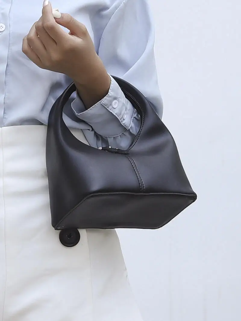 Advanced Small Bag New Fashionable and Casual Versatile Underarm Bag Summer Texture Large Capacity Waterproof Women's Handbag