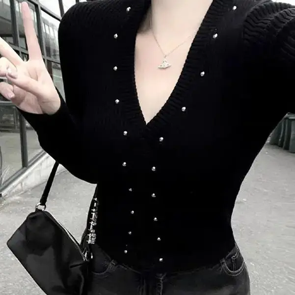 American V-Neck Knitted Cardigan Street Rivets Autumn Winter New Black Top Women 2000 Long-Sleeved Slim Sweater