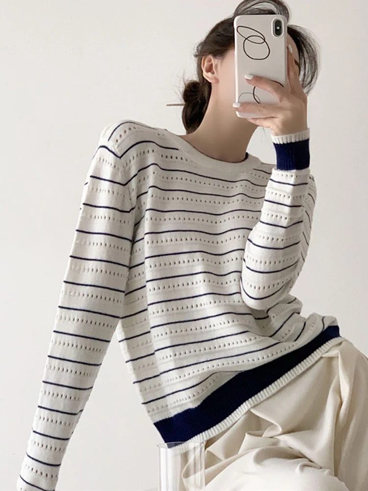 

Zoki Vintage Elegant Striped Sweaters Women Loose O Neck Hollow Out Knitted Pullover French Retro Long Sleeve Casual Jumper Tops