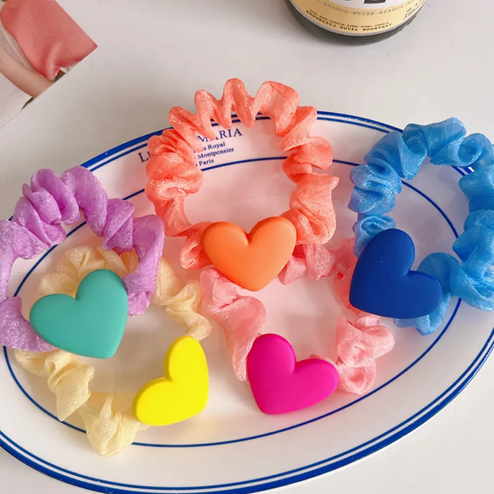 

5Pcs Soft Fabric Resin Heart Hair Scrunchies Ponytail Holders for Women Girls Eye Catching Fashion Hair Accessories Daily Use