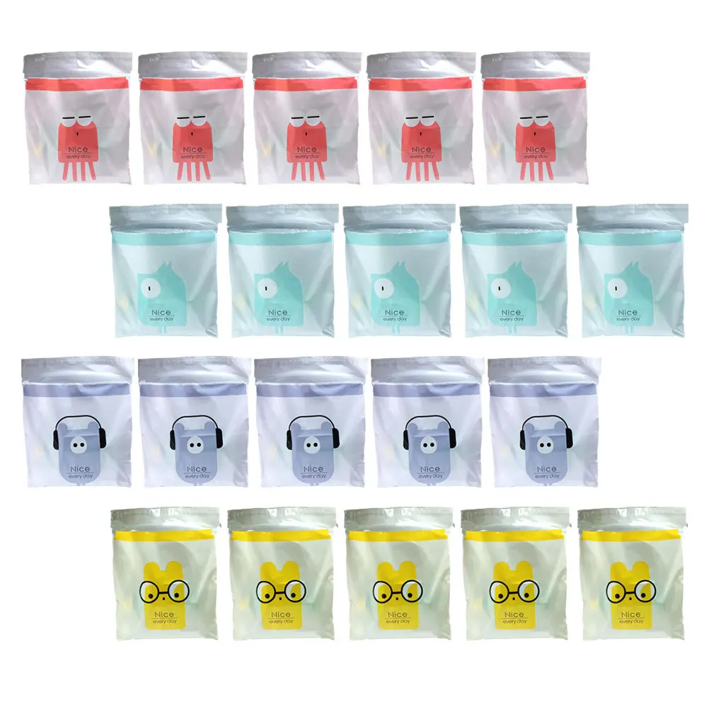 

40Pcs Removable Sticky Trash Bags for Car Interior Clutter Control Lightweight Litter Pouch with Tear-Off Strip for Home Travel