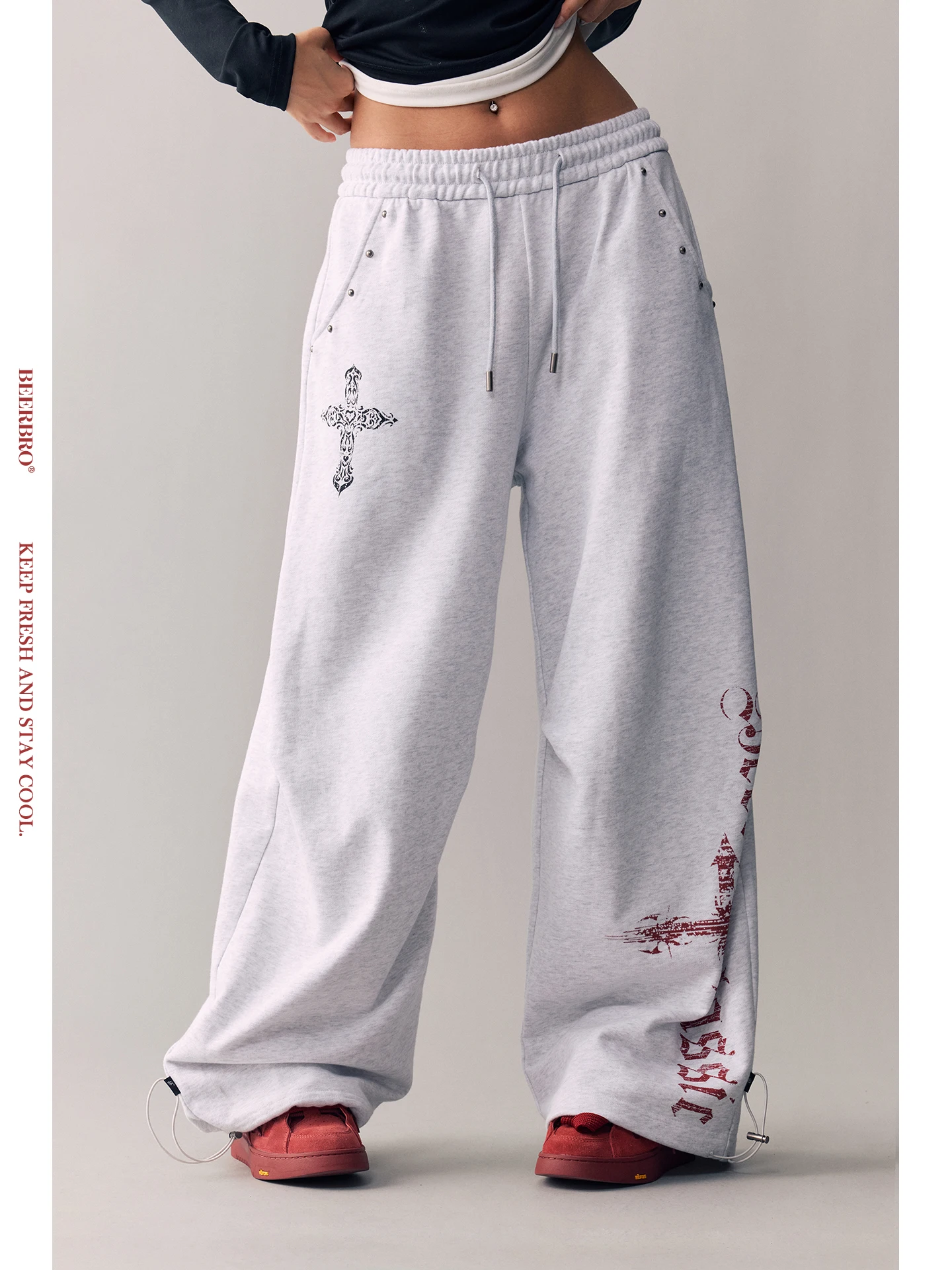 

Женские повседневные брюки BeerBro Retro Sound из 100% хлопка с принтом Spicy Cross и декоративными элементами, широкие, прямые, повседневные, спортивные штаны