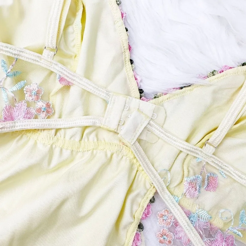 

Тонкое кружевное платье-пижама с бантом для женщин, вышитое, из прозрачной сетки, из ледяного шелка, на бретельках, с разрезом, без рукавов