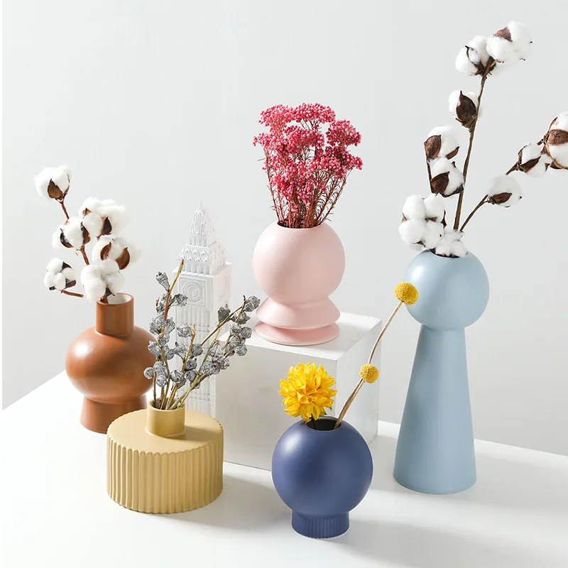 

2024 New Nordic Morandi Ceramic Vase Decoration Living Room Home Flower Arrangement Dried Flowers Creative Home Decoration