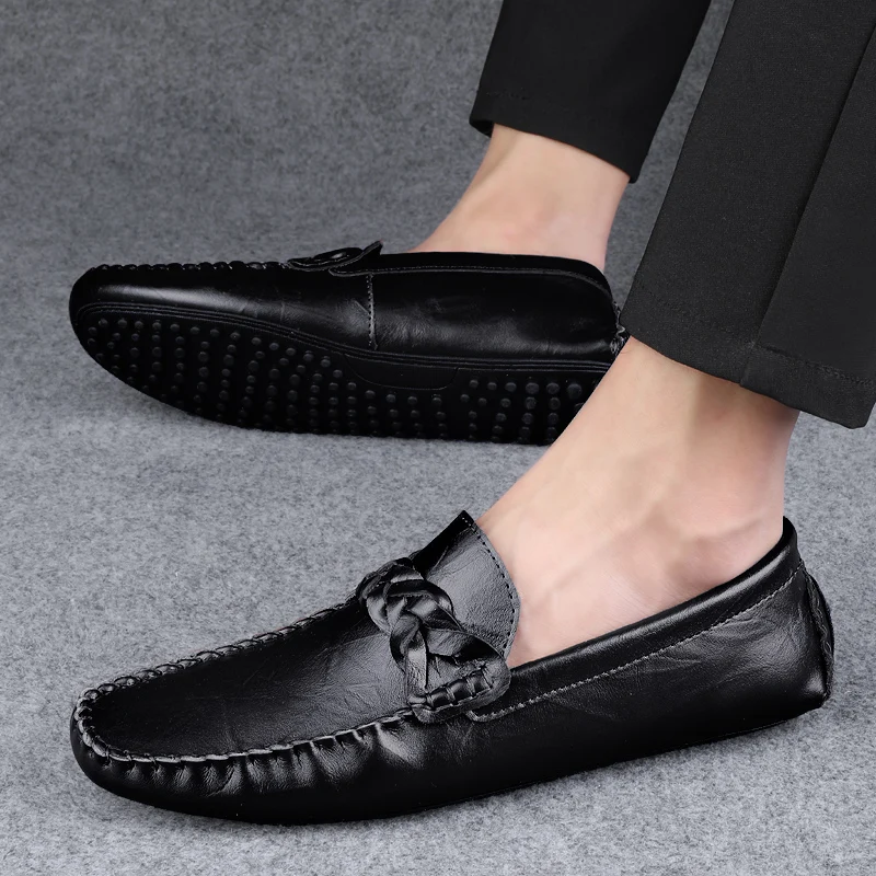 

Удобные мужские лоферы ручной работы, модная весенне-осенняя повседневная обувь, новая модная мужская обувь на плоской подошве для вождения, мокасины без шнуровки, мужская прогулочная обувь