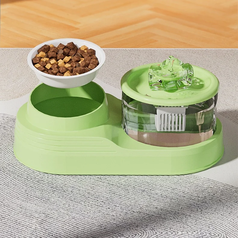 

Hot Sell Cat Kitten Automatic Pet Fountain PP Material Dog Feeding Water Bowl Bottle Shape Indoor Use with Box Packing