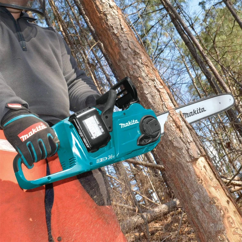 Makita XCU04PT1 36V (18V X2) LXT ®   Zestaw bezszczotkowej piły łańcuchowej 16" z 4 bateriami (5,0 Ah)