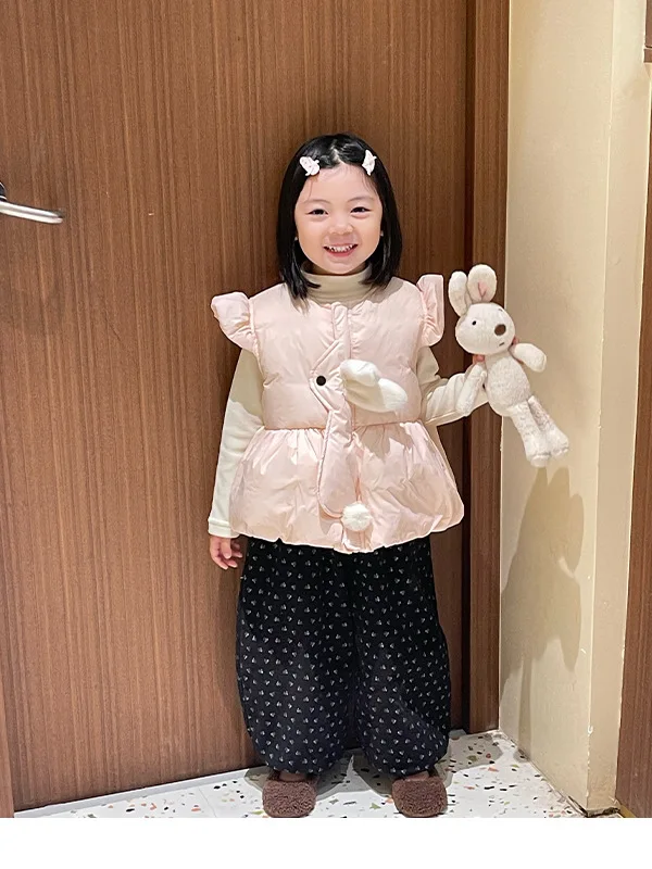 Girls Suit 2024 Autumn New Childrens Wear Korean Style Girl Baby Rabbit Cotton Vest One Fleece Floral Pants Two-piece Set image 6