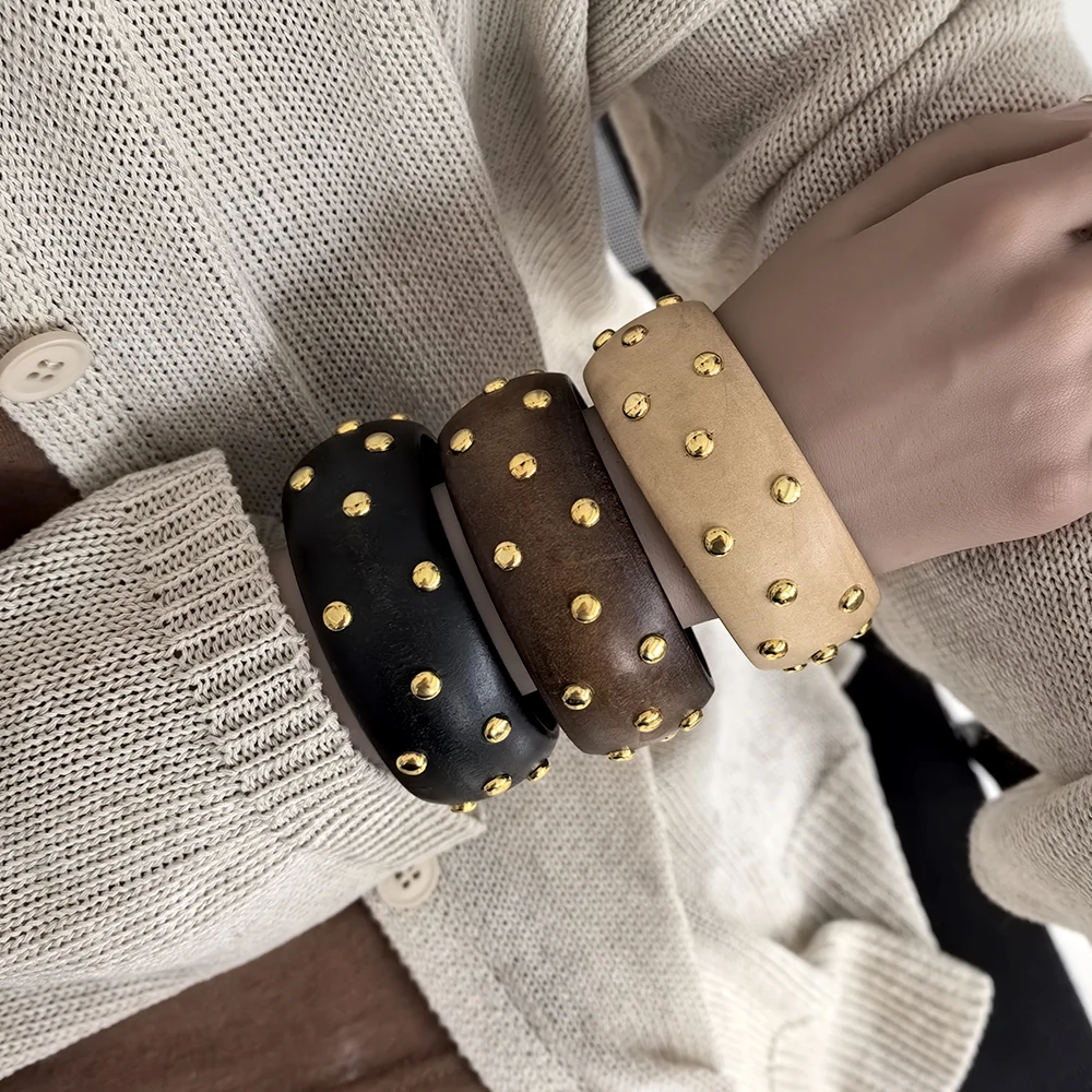 Vintage Ethnic Wooden Bangle Round Studded Wide Women Bracelet Punk Hip-Hop Geometric Fashion Jewelry New Style Accessory