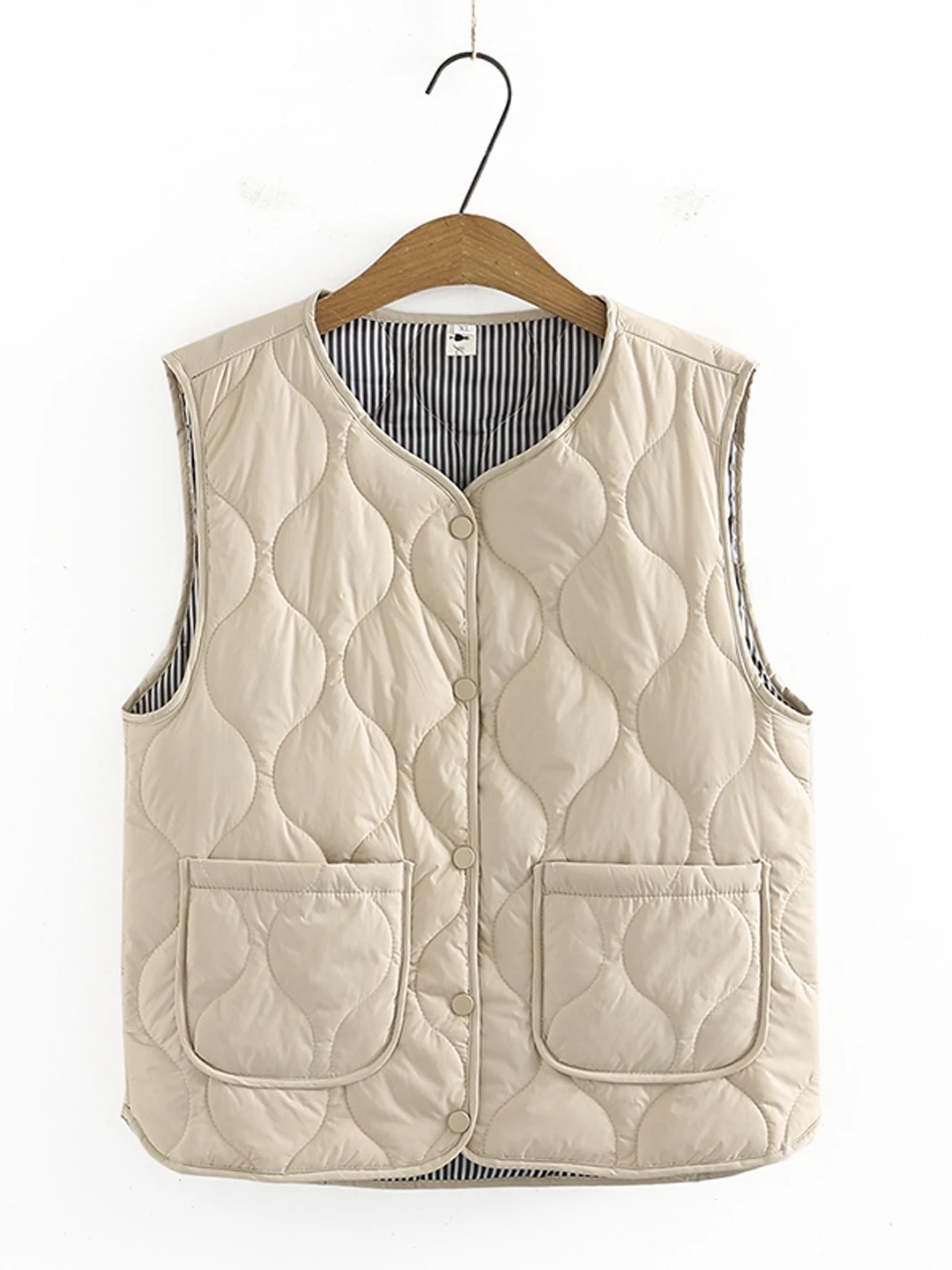 plus Size Women's Lightweight Cotton Vest Warmth Thermo Grid Pattern Pocket Design Casual Comfortable Mommy Style Outerwear view 2