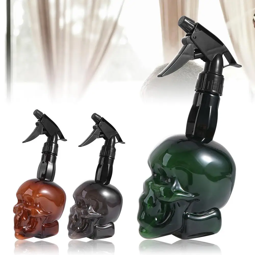 

Skull Head Design Hairdressing Spray Bottle Large Capacity Continuous Mist Watering Can Retro Portable Refillable Bottles Barber