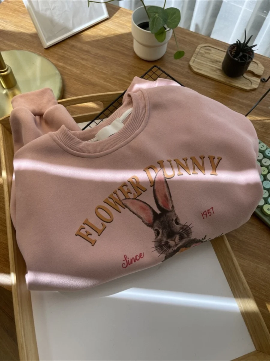 

Свитшот оверсайз из чистого хлопка с цветочным принтом и изображением кролика, в уличном стиле, с длинными рукавами и круглым вырезом, повседневная удобная толстовка для девочек