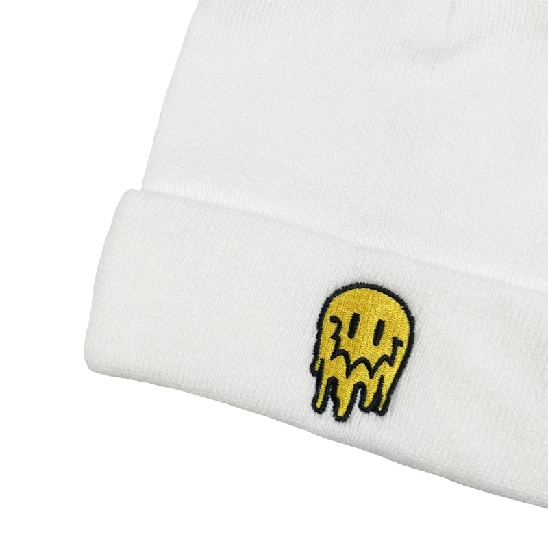 Autunm Winter Embroidered Melting Smiley Face Skullies Caps Women Warm Soft Beanies Knit Hat Men Bonnet Cap