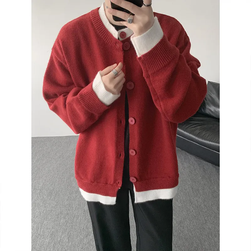 

Autumn Winter New Sle Men's Casual Loose Knitted Sweater Fake Two-Piece Red Knit Cardigan Outerwear for Young Men