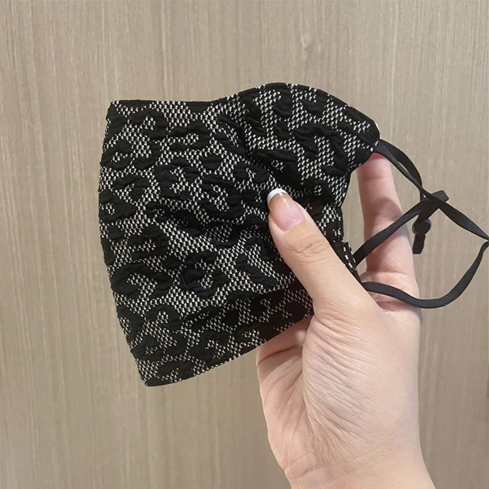 หน้ากากลายเสือดาวแบบใหม่ อุ่นสบาย ซักได้ เซ็กซี่ ระบายอากาศ กันฝุ่น สำหรับปิดหน้า ใช้กลางแจ้ง เล่นสกี ปั่นจักรยาน
