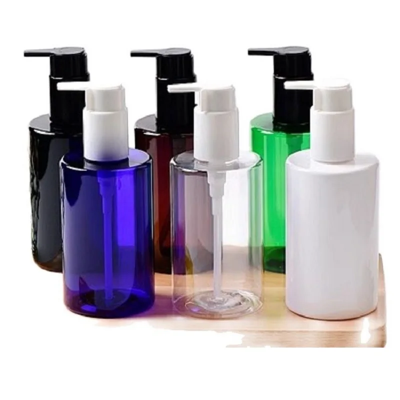 

Refillable Bottle Flat Shoulder PET Empty Cosmetic Container 250ml 15Pcs Black White Pump Plastic Shampoo Lotion Bottles