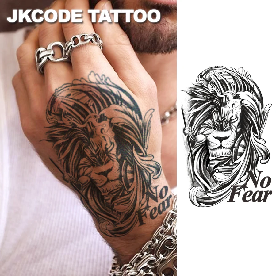 Herbal Tattoo Lion Totem - Roman Mythology Brave Fighting Lion Warrior Totem - English NO FEAR - Lion Head Pattern Temporary Tattoo Cool Style for Men and Women - Multi-use Tattoo for Neck, Hands, Back, Legs - Long-lasting Waterproof for 15 Days